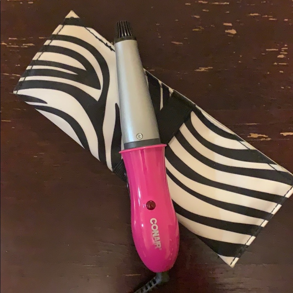 Mini Conair curling wand!